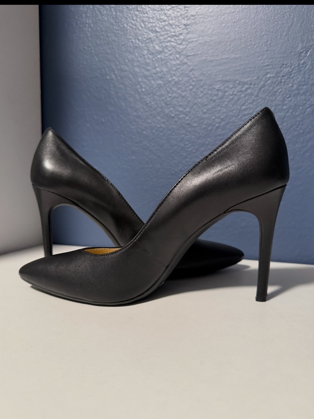 Jessica Simpson Black Pointy Heels Size 8 4” Heel - Picture 3 of 7